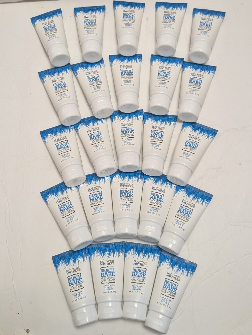 Beach Babe Texturizing Hair Cream Infused With Sea Kelp. (Lot of 24) 1.5 fl oz